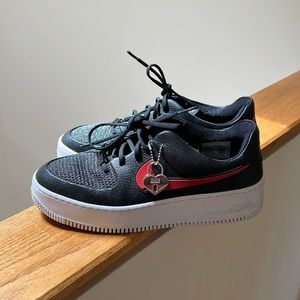 Nike Air Force 1 Sage Low Valentines Day is a Heartbreaker Shoes Size 11